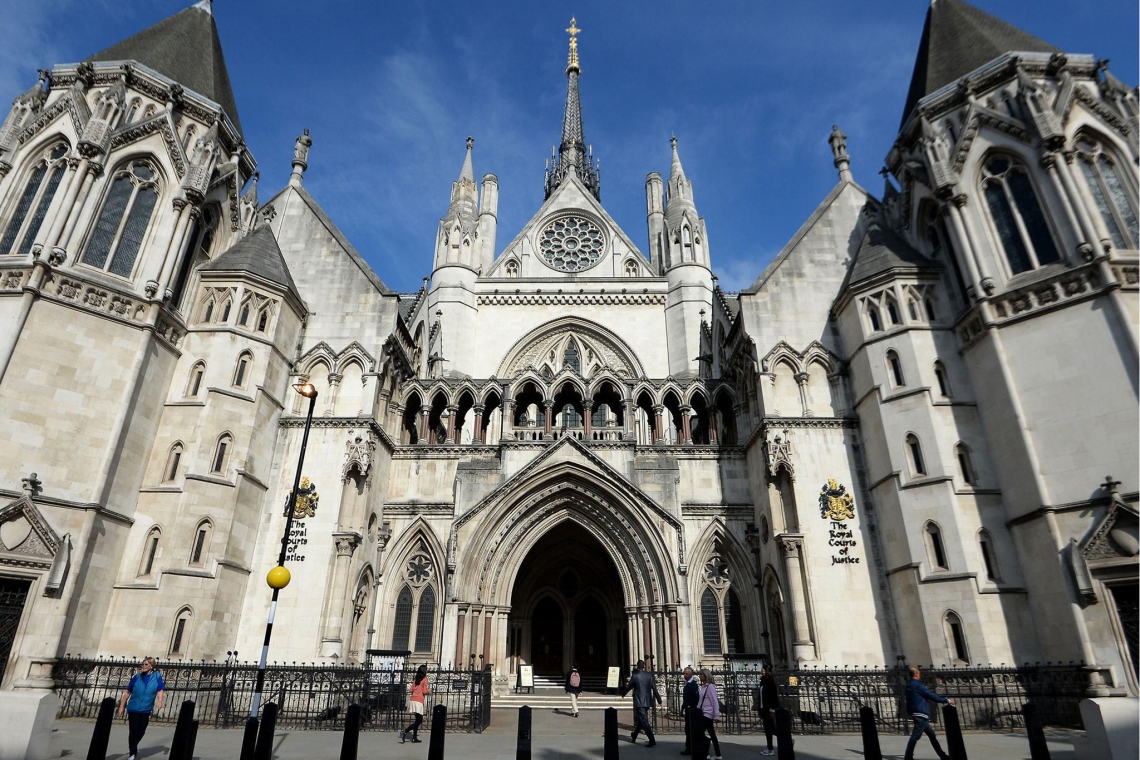 A recorder has been issued with formal advice for misconduct after an almost eight-month delay handing down a judgment