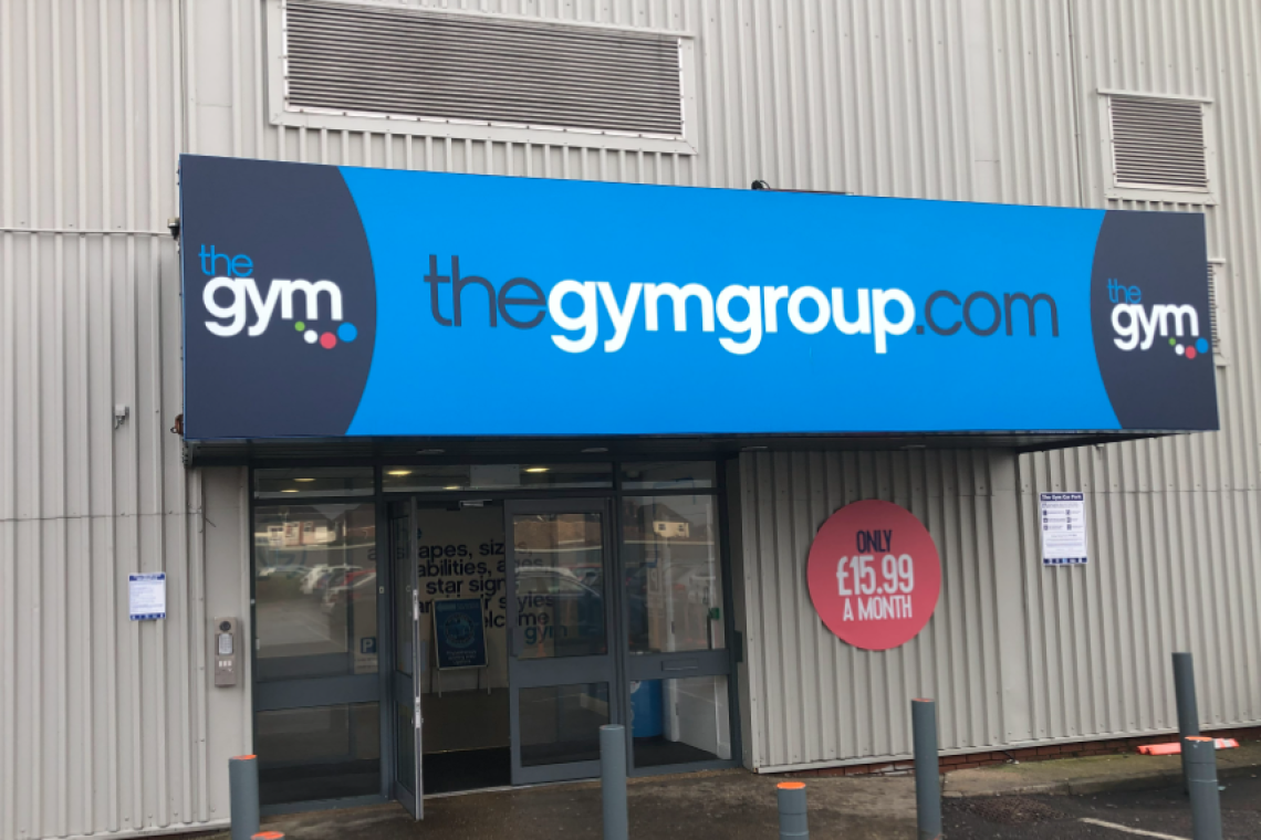 FINANCIAL FRAUDSTER NEWS INVESTIGATIONS: Self-Confessed Paedophile Allegedly Harasses Members at The Gym Southampton - Management Accused of Negligence and Obstruction